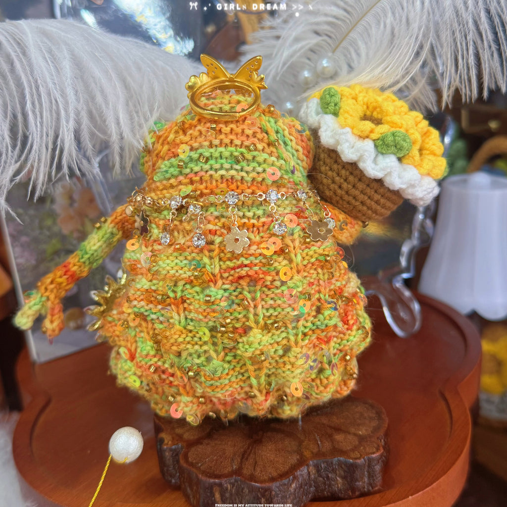 Sunflower Toad – Hand-Crocheted Garden Fairy Figurine with Butterfly Crown, Pearl Necklace, Yellow Sunflower &amp; Charm Pendants | The Third Space