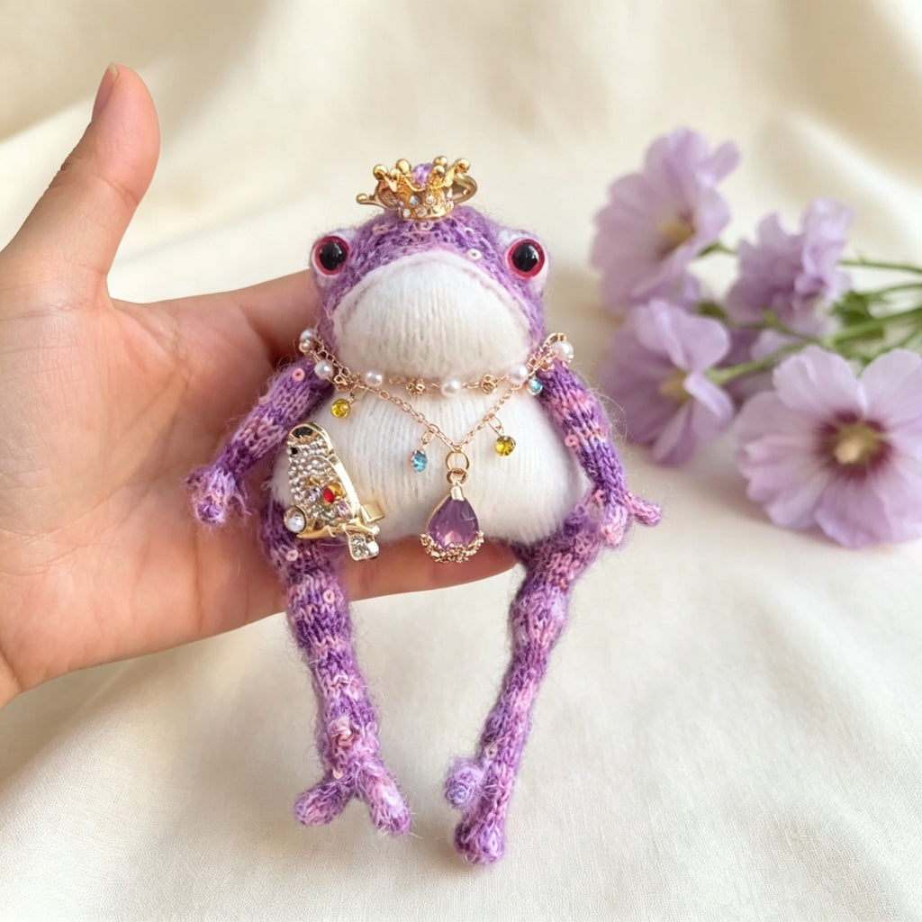The Enchanted Toad Court – 7 Fairy-Tale Colorways, Hand-Knitted Royal Figurines | The Third Space