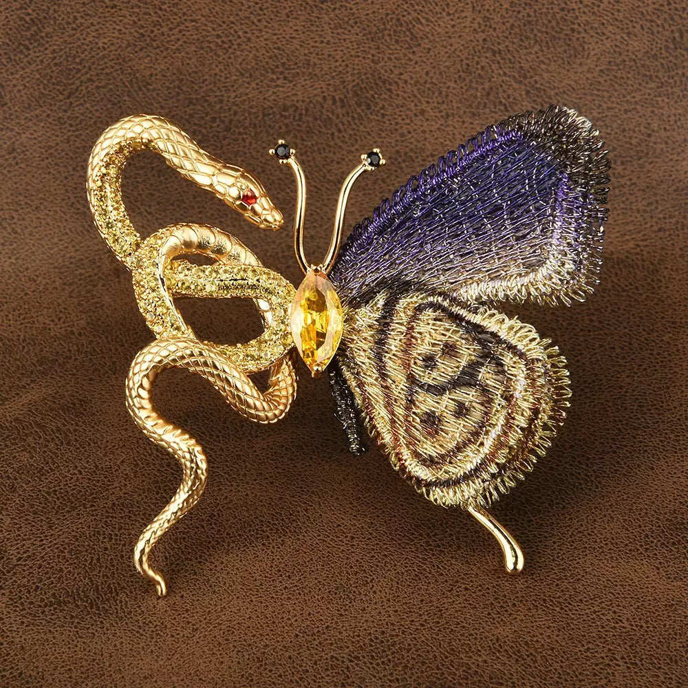 Cosmic Bee Saturn Toad – Handknit Cream &amp; Gold Figurine with Crystal-Winged Bee, Planetary Pendant &amp; Sequin Stardust